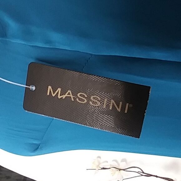Massini Blue Sleeveless Tunic Style Blouse w/ Pleats New with Tags Size Small - Picture 8 of 12